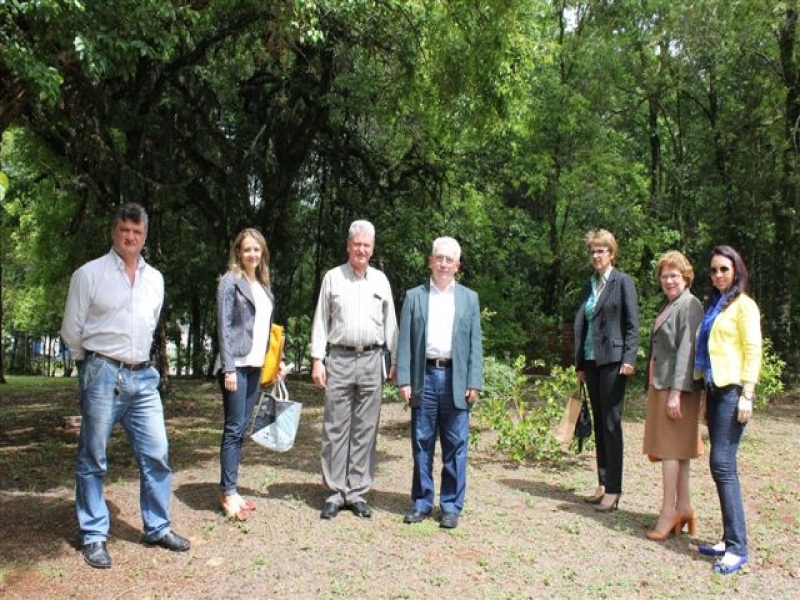 Encontro realizado na Secretaria Executiva do Congresso Florestal Estadual do RS